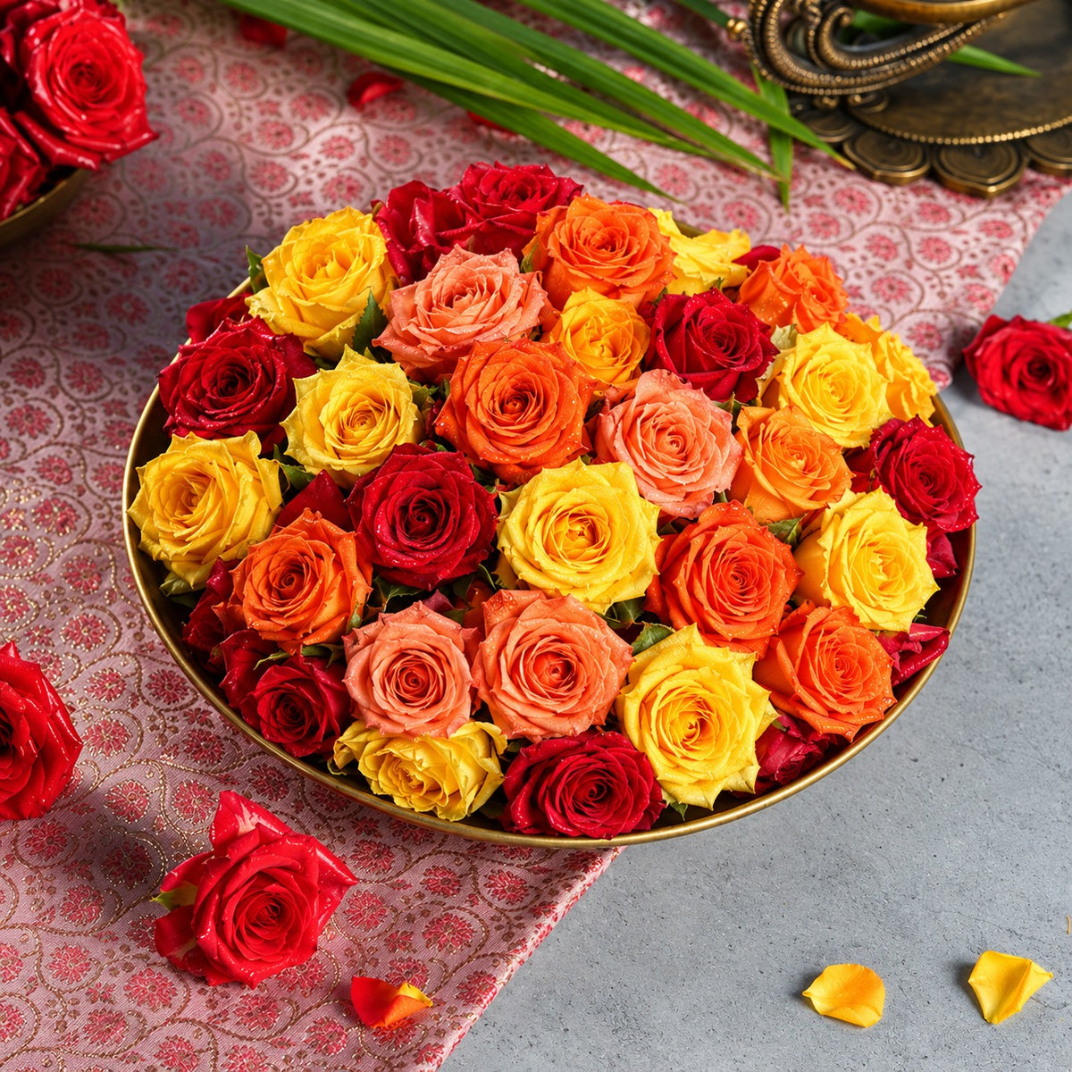 Fresh Red / Yellow/ Orange / Assorted Mix Roses