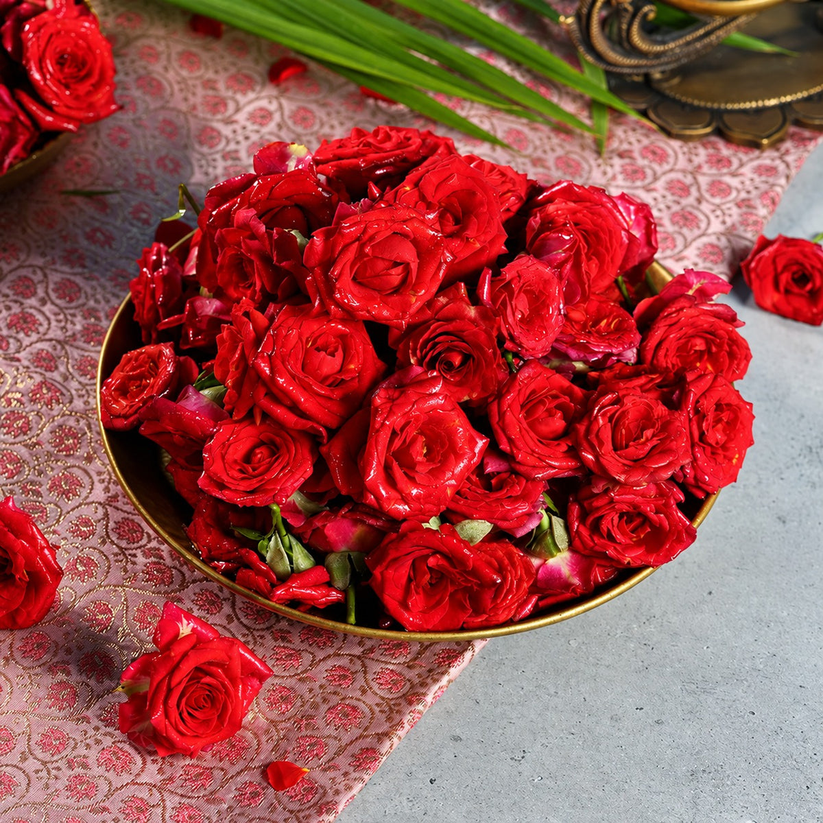 Fresh Red / Yellow/ Orange / Assorted Mix Roses